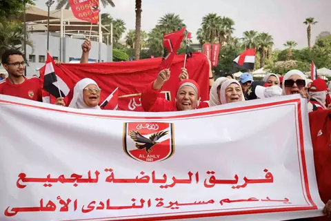 من أجل تعديل اللائحة.. توافد أعضاء الأهلي لحضور الجمعية العمومية (محدث باستمرار)